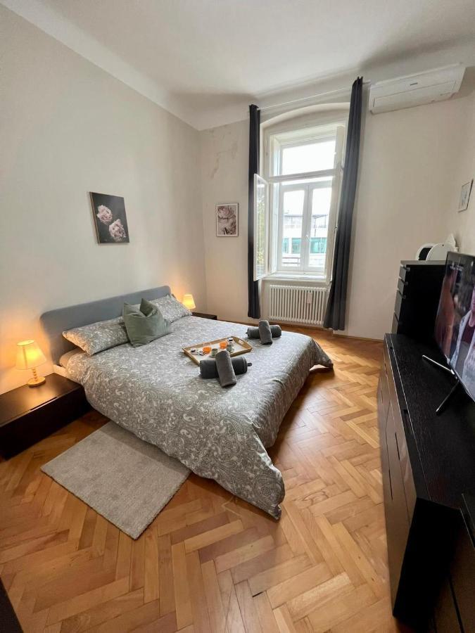 M'S Residences Stuparich Триест Екстериор снимка