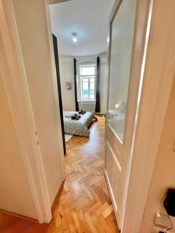 M'S Residences Stuparich Триест Екстериор снимка