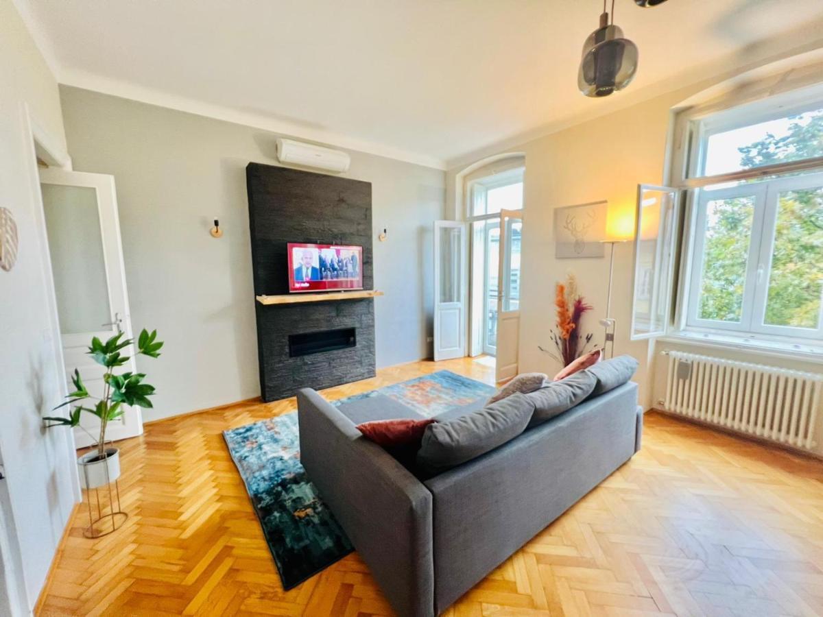 M'S Residences Stuparich Триест Екстериор снимка